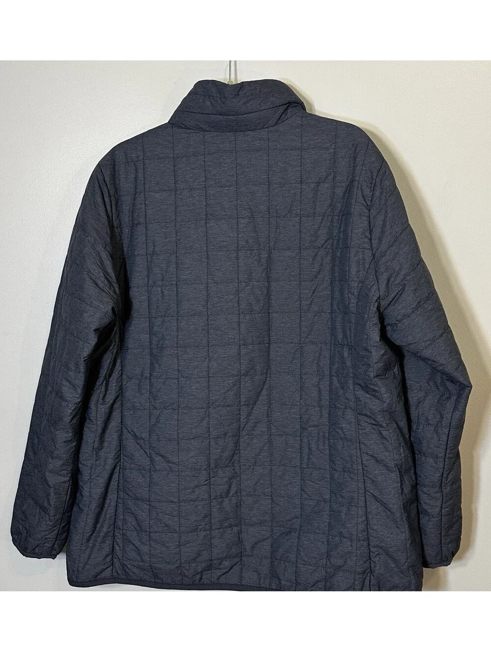 NWTS Cutter & Buck Primaloft Quarter Zip Grey Men’s Puffer Pullover Size XXL.